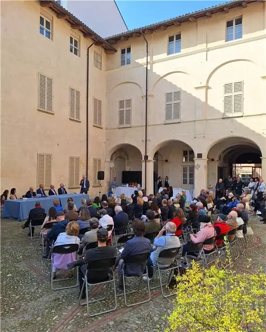 inaugurazione cortile